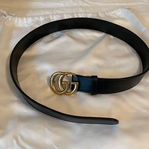 GUCCI Belt - Black Leather Gold Hardware